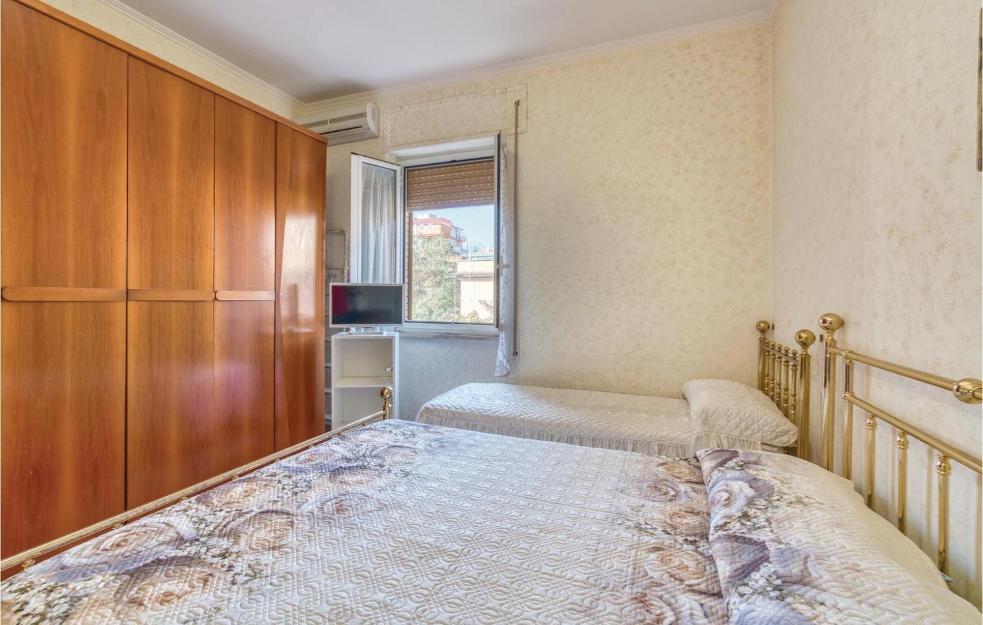 Gorgeous Apartment In Ladispoli Rm With Wifi Экстерьер фото
